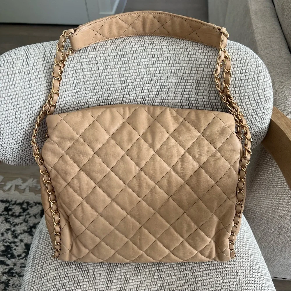 CHANEL Chain Me Hobo Quilted Leather Large in Beige Tan